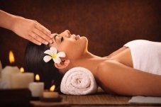 Indická masáž hlavy