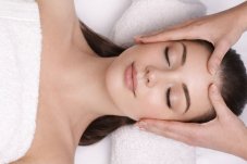 Manuální lifting obličeje