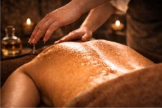 Detoxikační medová masáž